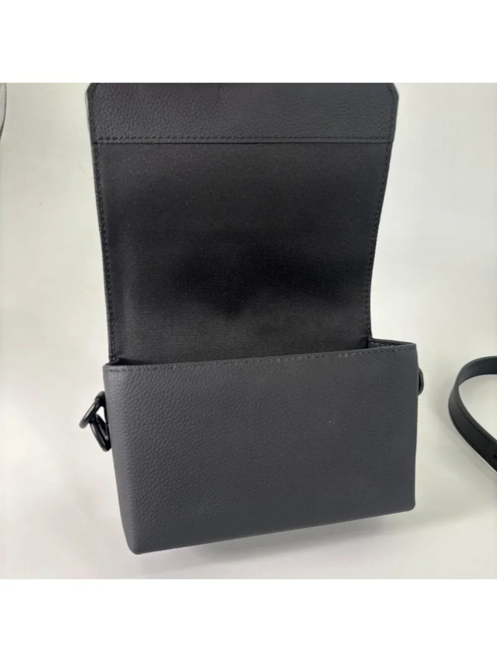 Louis Vuitton LV Aerogram Fast Line Shoulder Bag